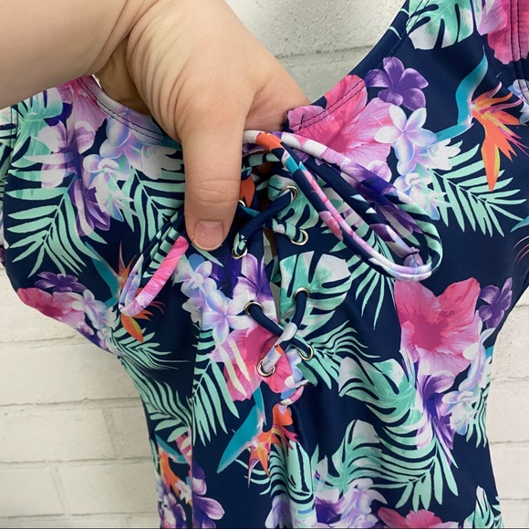 CALIFORNIA Sunshine One Piece Lace Up Swim Suit - Picture 3 of 10